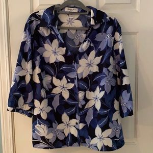 Judith Hart Women’s Blouse 16W blue floral v neck
